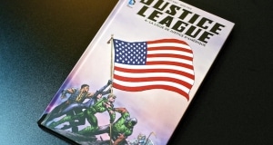 Critique Justice League Tome 4