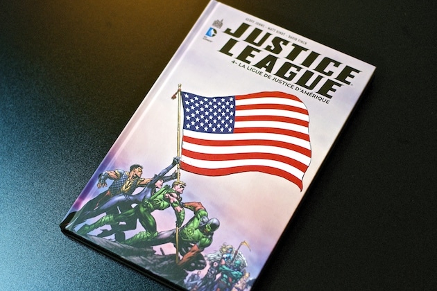 Critique Justice League Tome 4