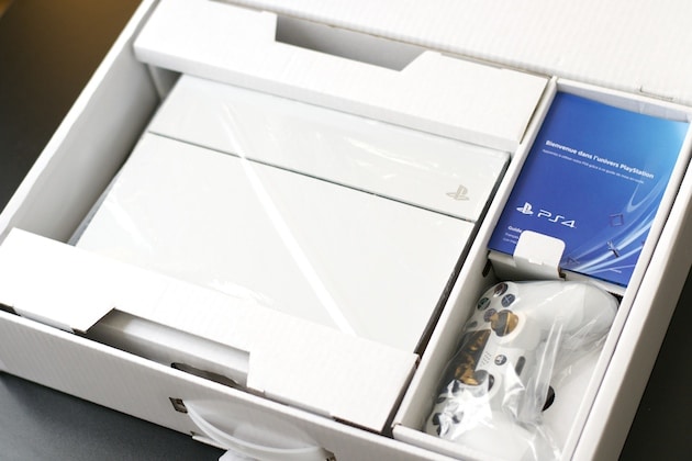 Unboxing PS4 blanche glacier white