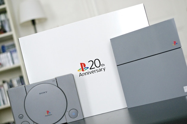 Unboxing PS4 20th Anniversary collector