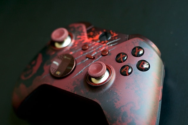 Précommande : La manette Xbox One elite collector Gears of War 4