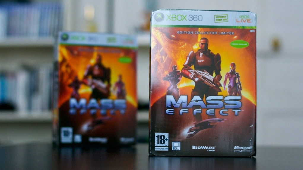 Unboxing Mass Effect Collector