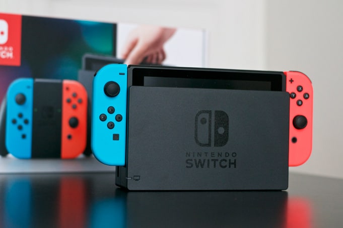 Unboxing Nintendo Switch Photos