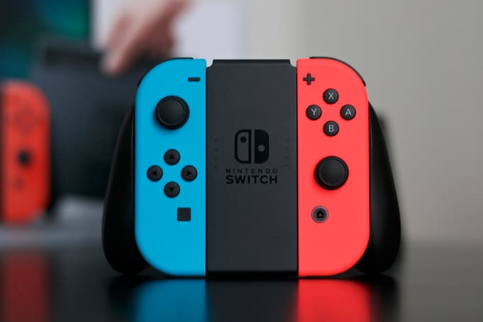 Unboxing Nintendo Switch Photos