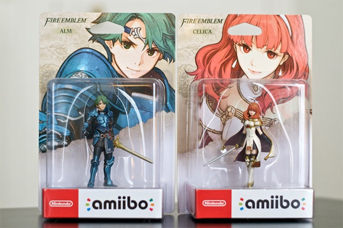 Unboxing Fire Emblem Echoes Collector Valentia