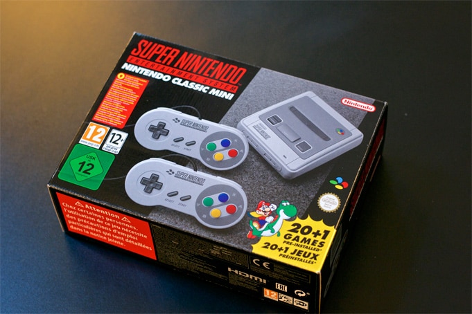 Unboxing Super Nintendo Mini