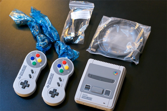 Unboxing Super Nintendo Mini