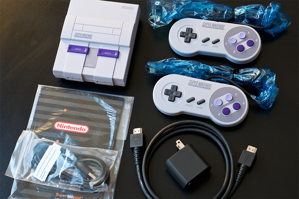 Unboxing super nintendo mini US