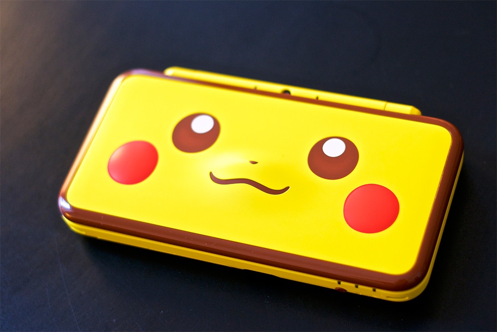 2DS XL PIKACHU EDITION COLLECTOR