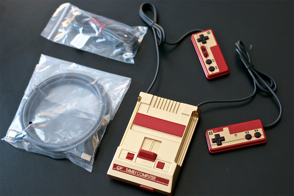 Unboxing Famicom Mini Shonen Jump