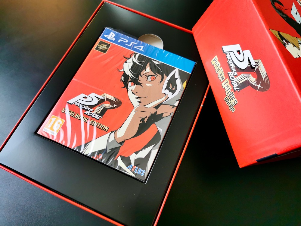 Unboxing Persona 5 Royal Collector