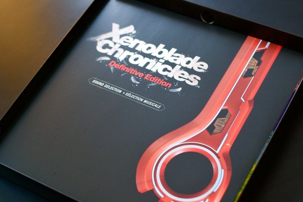 Unboxing Xenoblade Chronicles Collector Switch