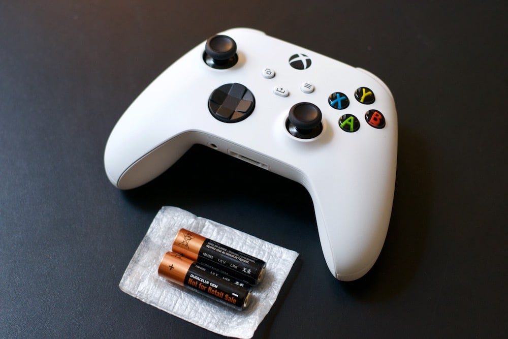 Xbox Series S controller robot white