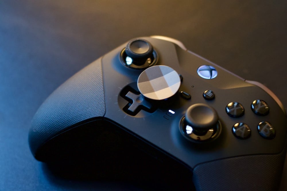 Xbox Elite v2 : une manette pour les gouverner toutes