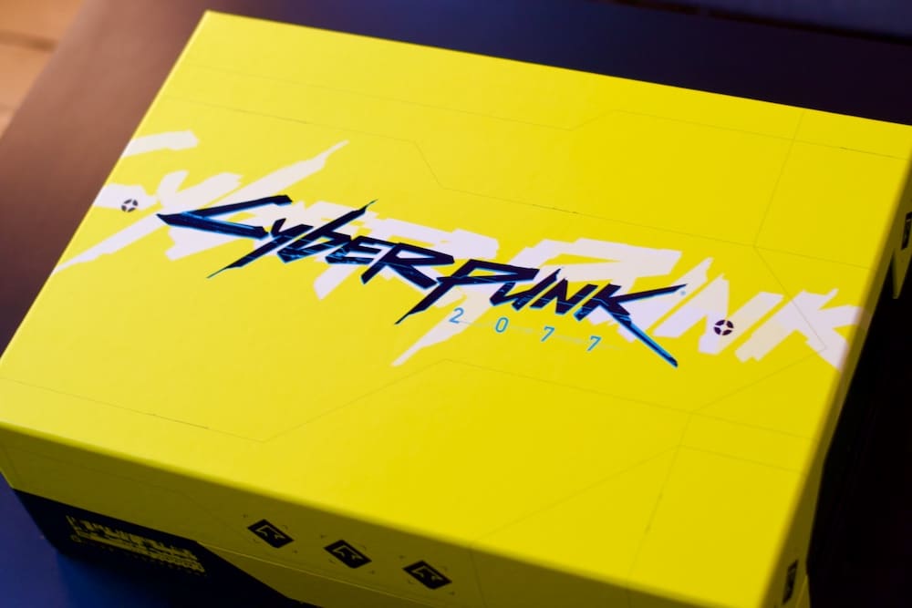 Unboxing Cyberpunk 2077 Collector