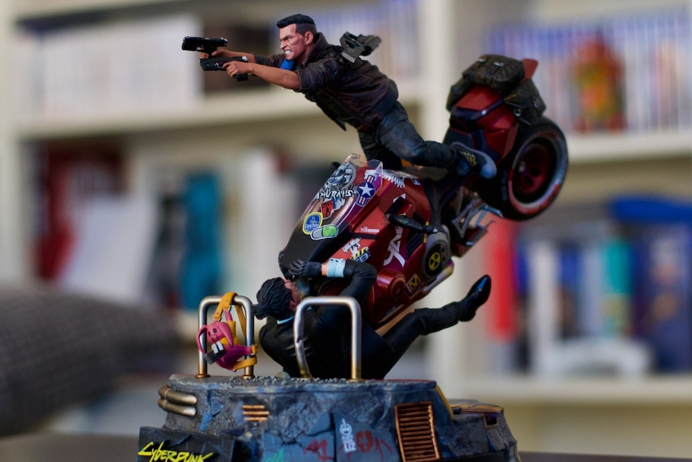 Cyberpunk 2077 figurine