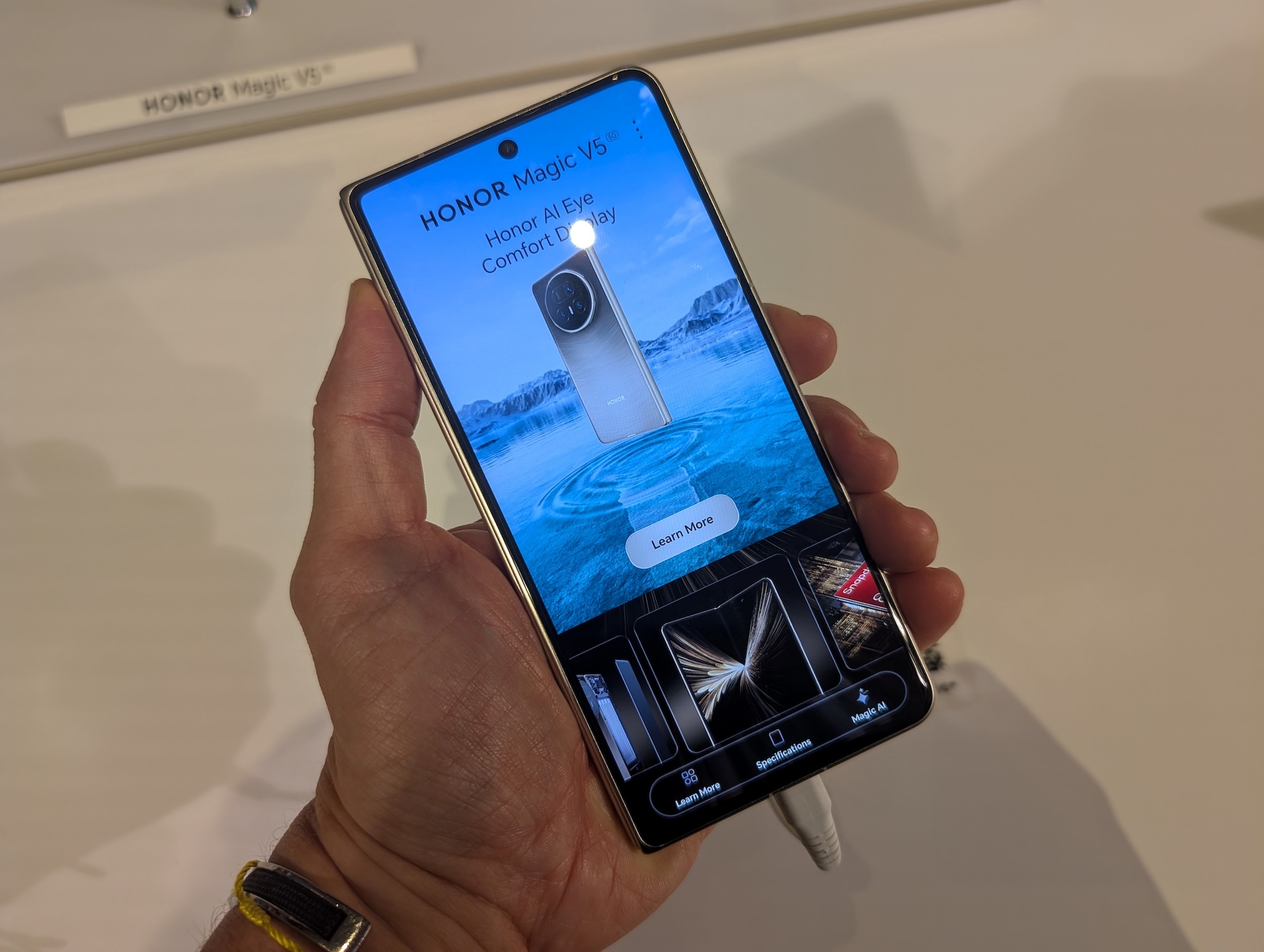 Honor Magic V5 Avis Test Lancement Londres