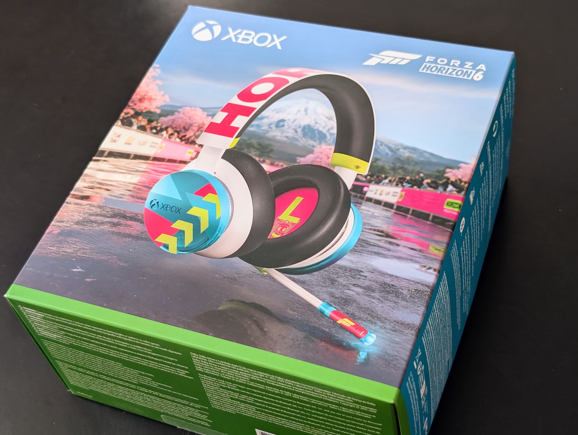 Collector Forza Horizon 6 controller headset