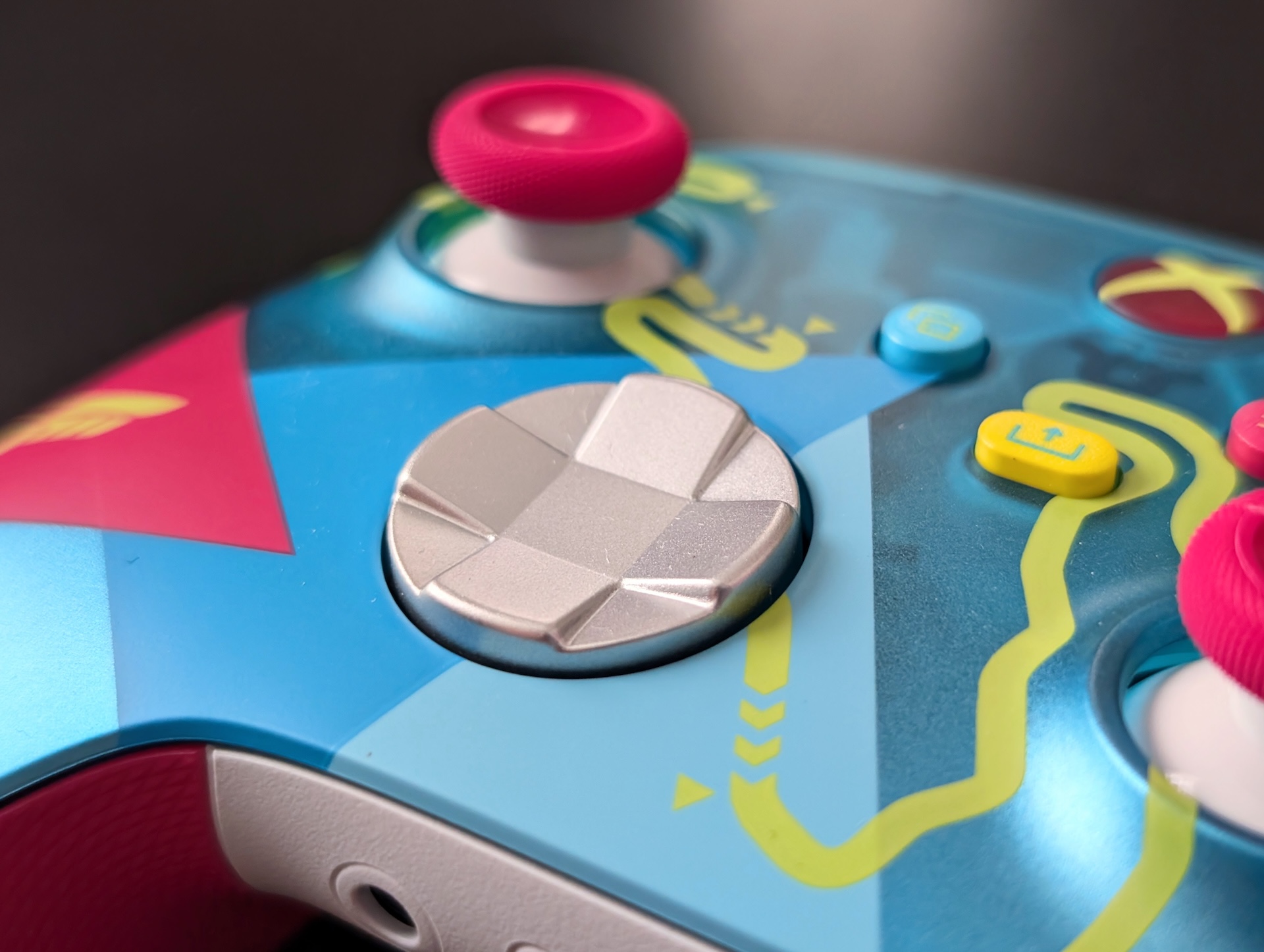 Collector Forza Horizon 6 controller headset
