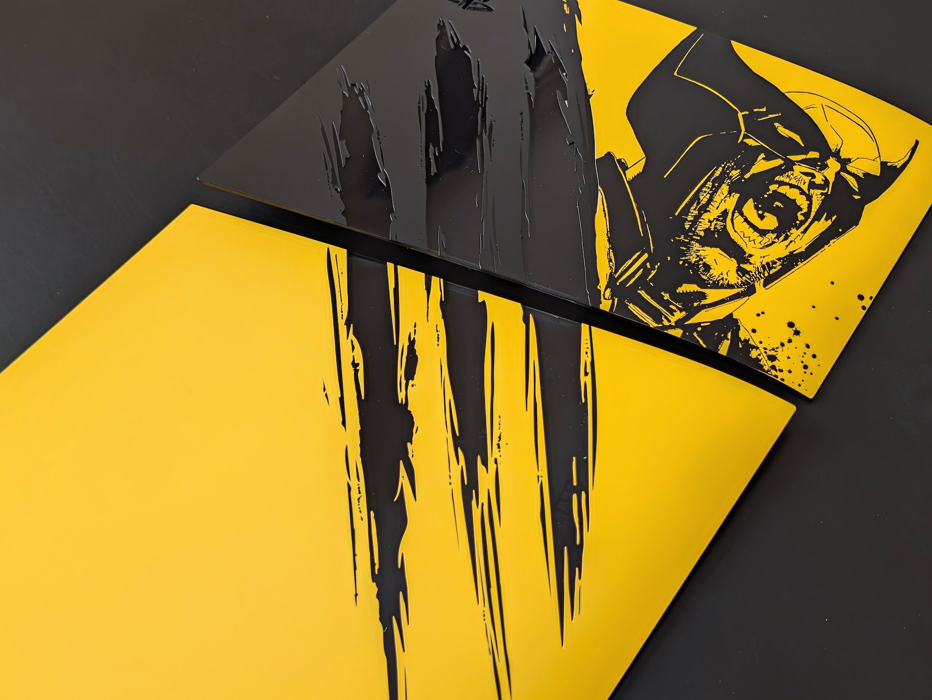 Unboxing faceplate PS5 Wolverine