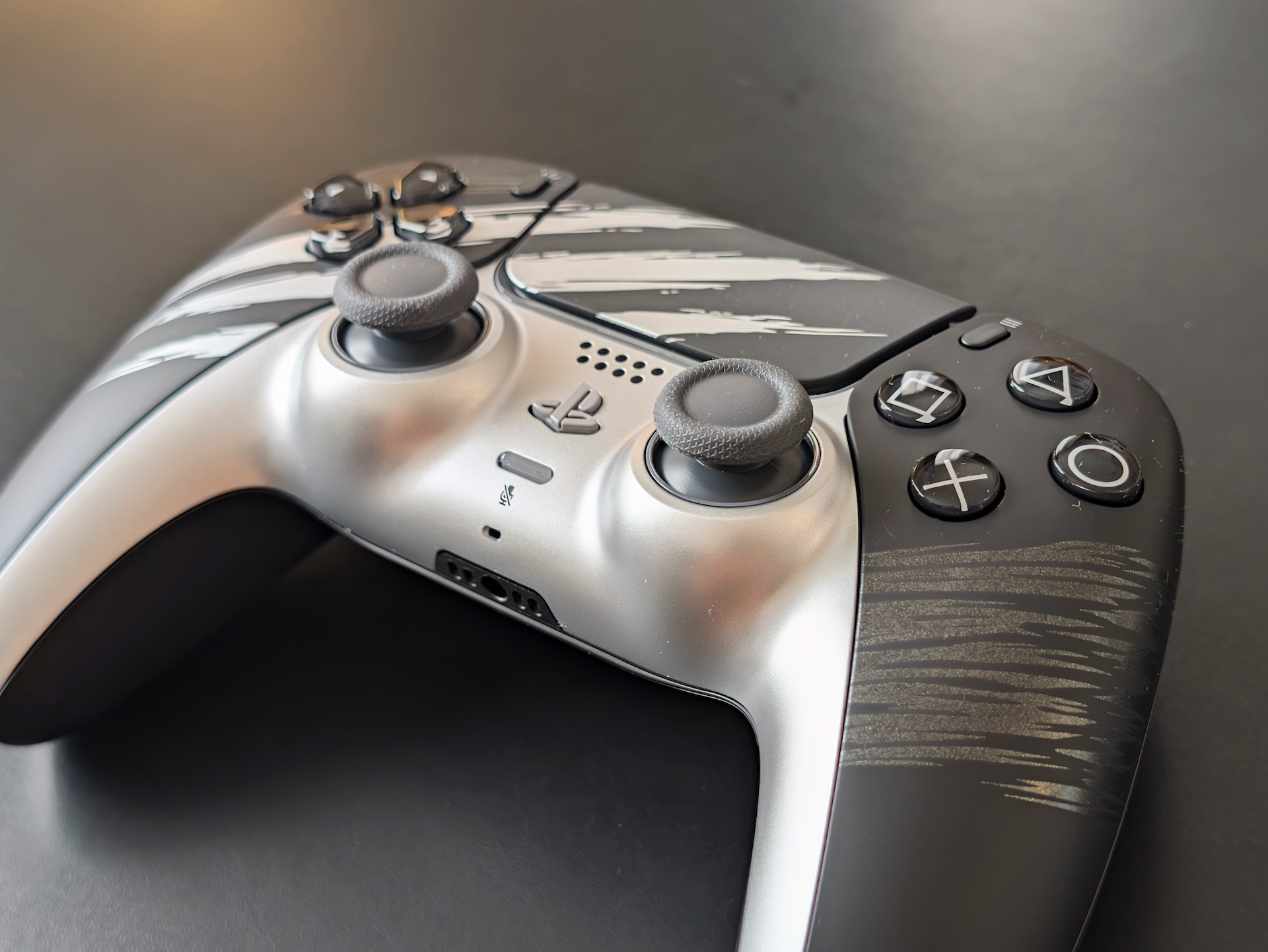 Unboxing Dualsense PS5 Wolverine