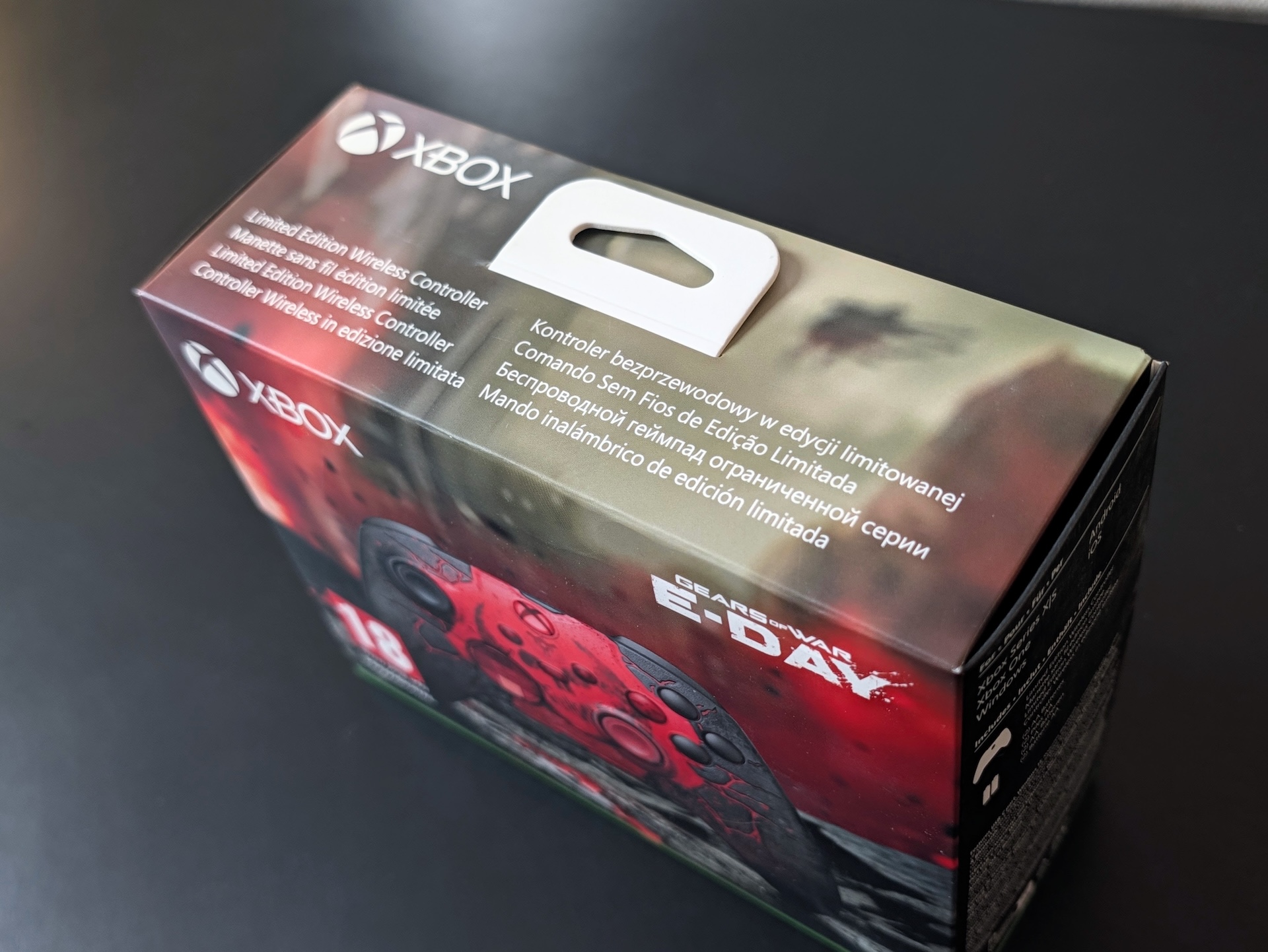 Unboxing manette Gears of War E-Day