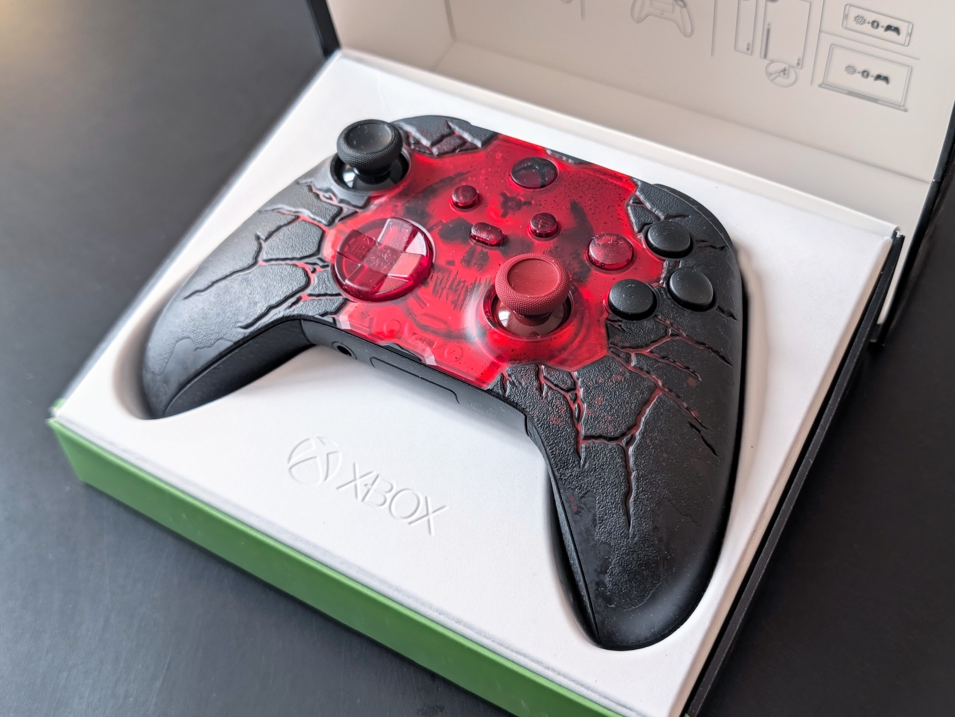Unboxing manette Gears of War E-Day